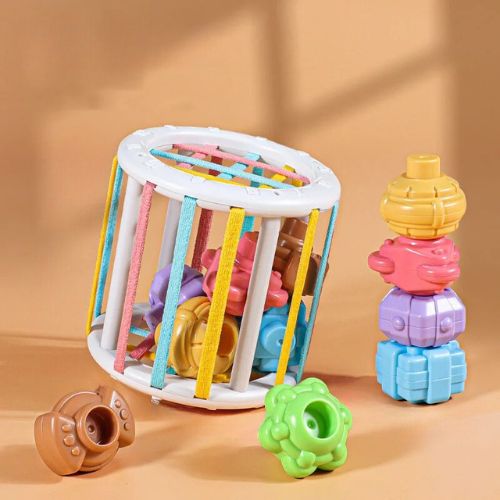 cube-d-activité-bébé-en-cylindre