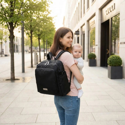 sac à langer à dos maman express maman au bord de la rue